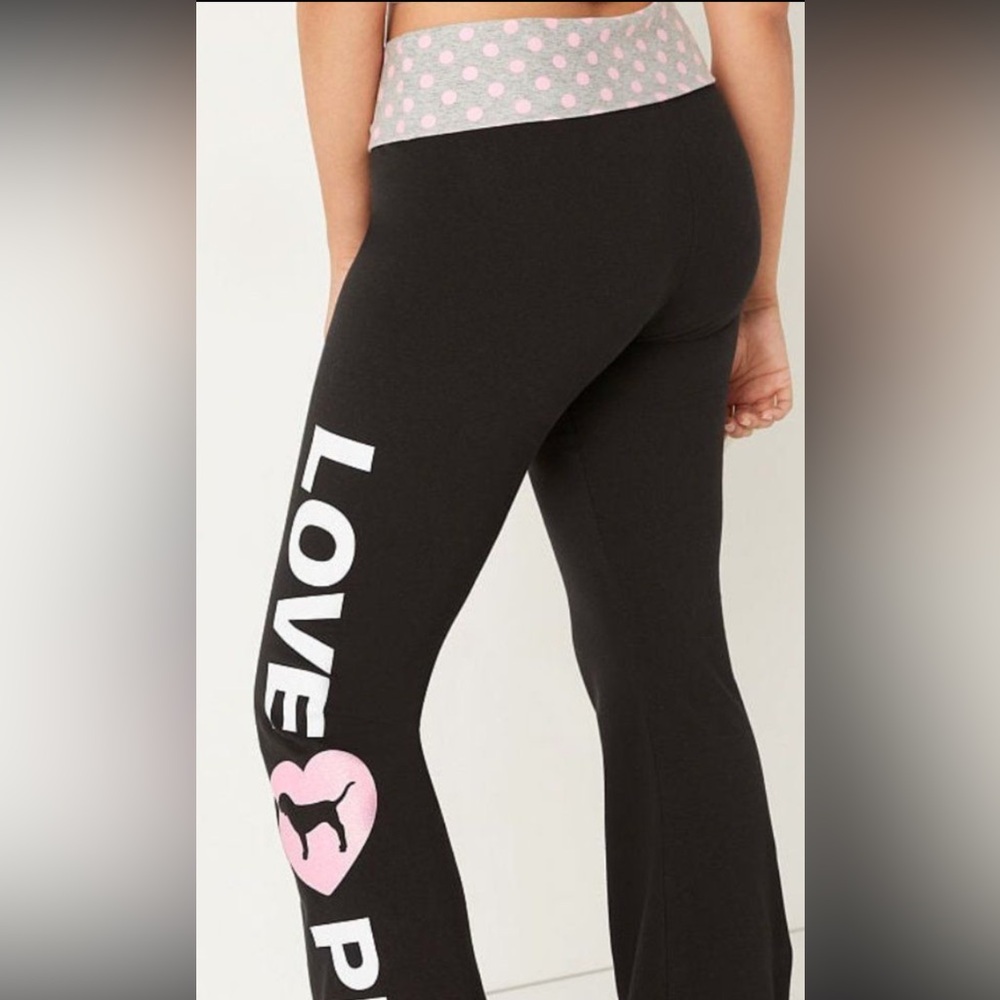 yoga pants
